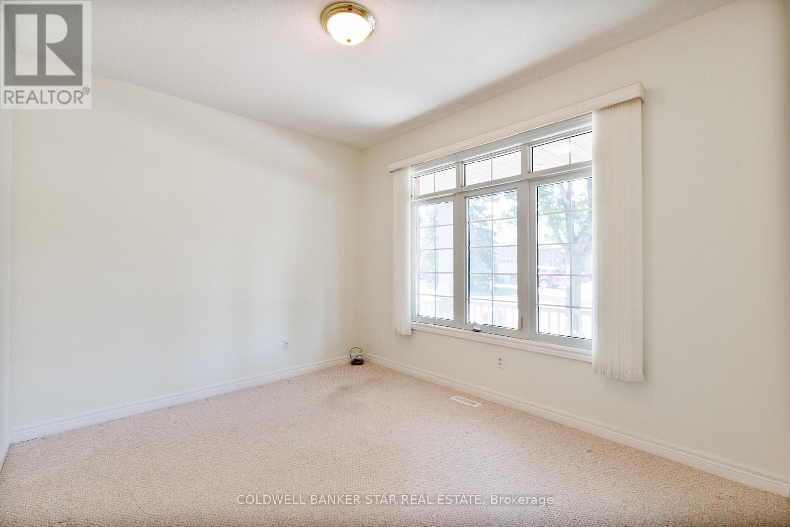 17 - 19 Augusta Crescent, St. Thomas, Ontario  N5R 6J7 - Photo 5 - X12685716