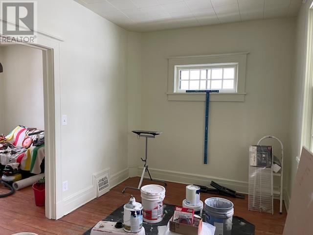 58 Ontario Street, Thunder Bay, Ontario  P7B 3G2 - Photo 4 - TB2600008