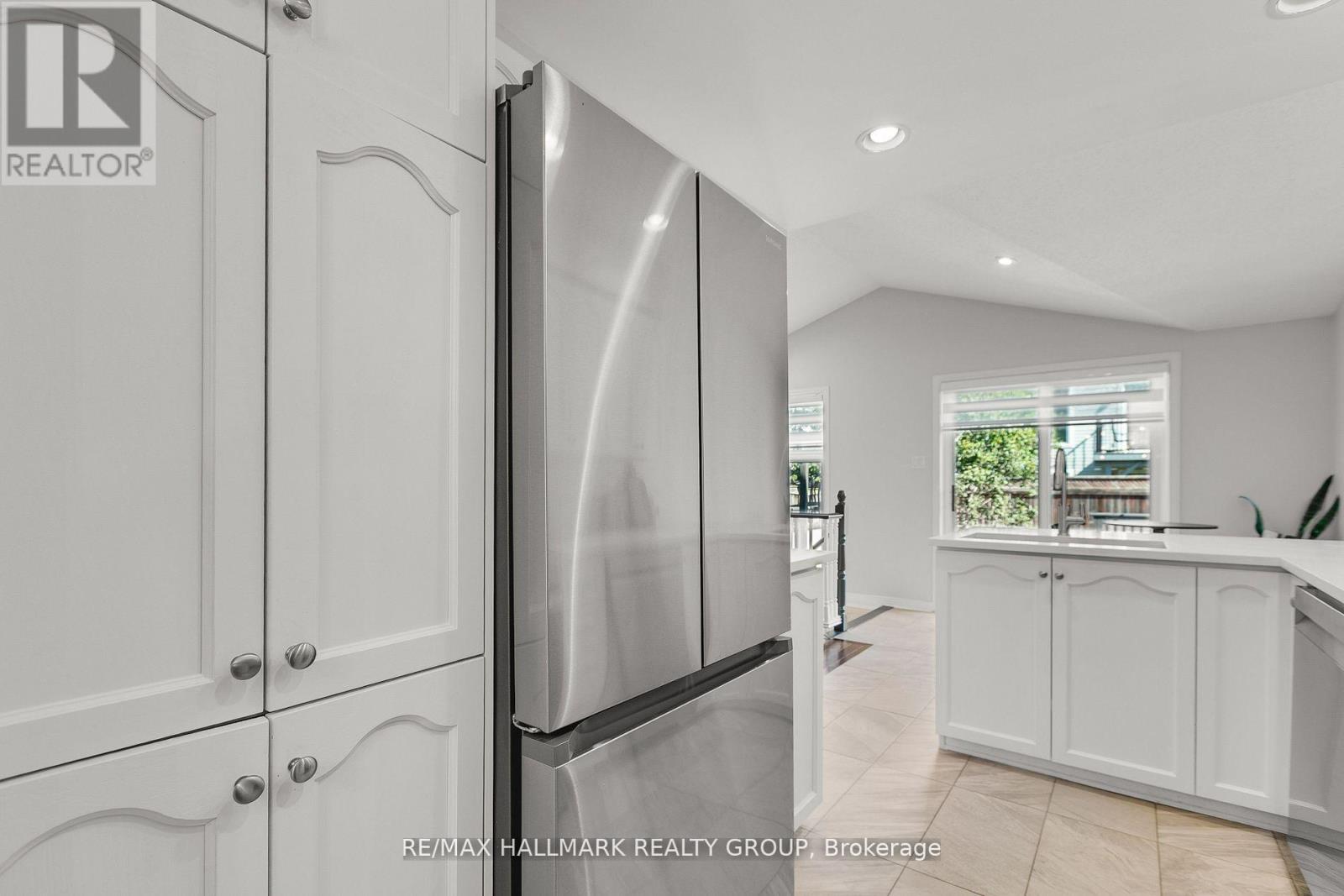 31 Saddlesmith Circle, Ottawa, Ontario  K2M 2Y8 - Photo 12 - X12685714