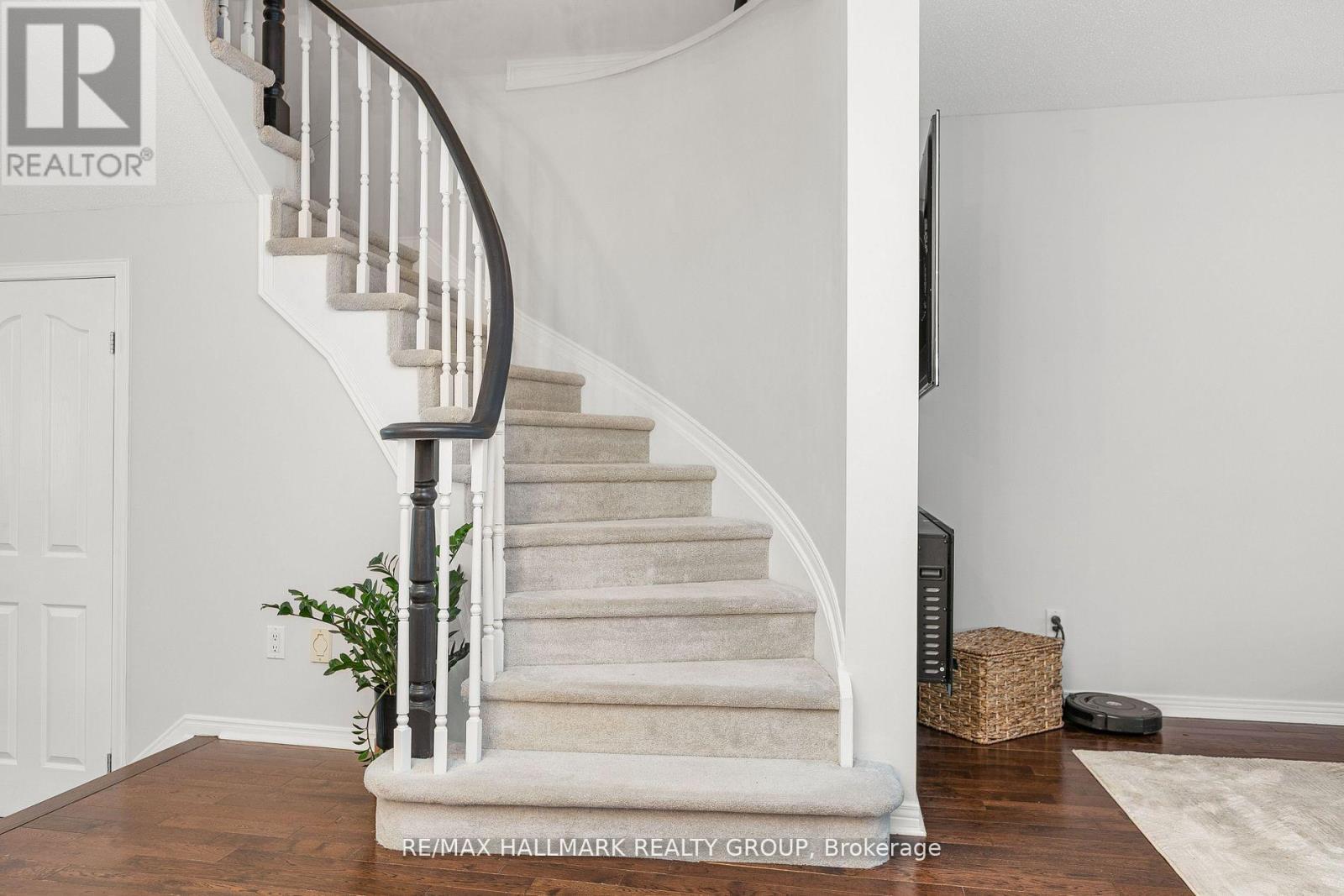 31 Saddlesmith Circle, Ottawa, Ontario  K2M 2Y8 - Photo 15 - X12685714