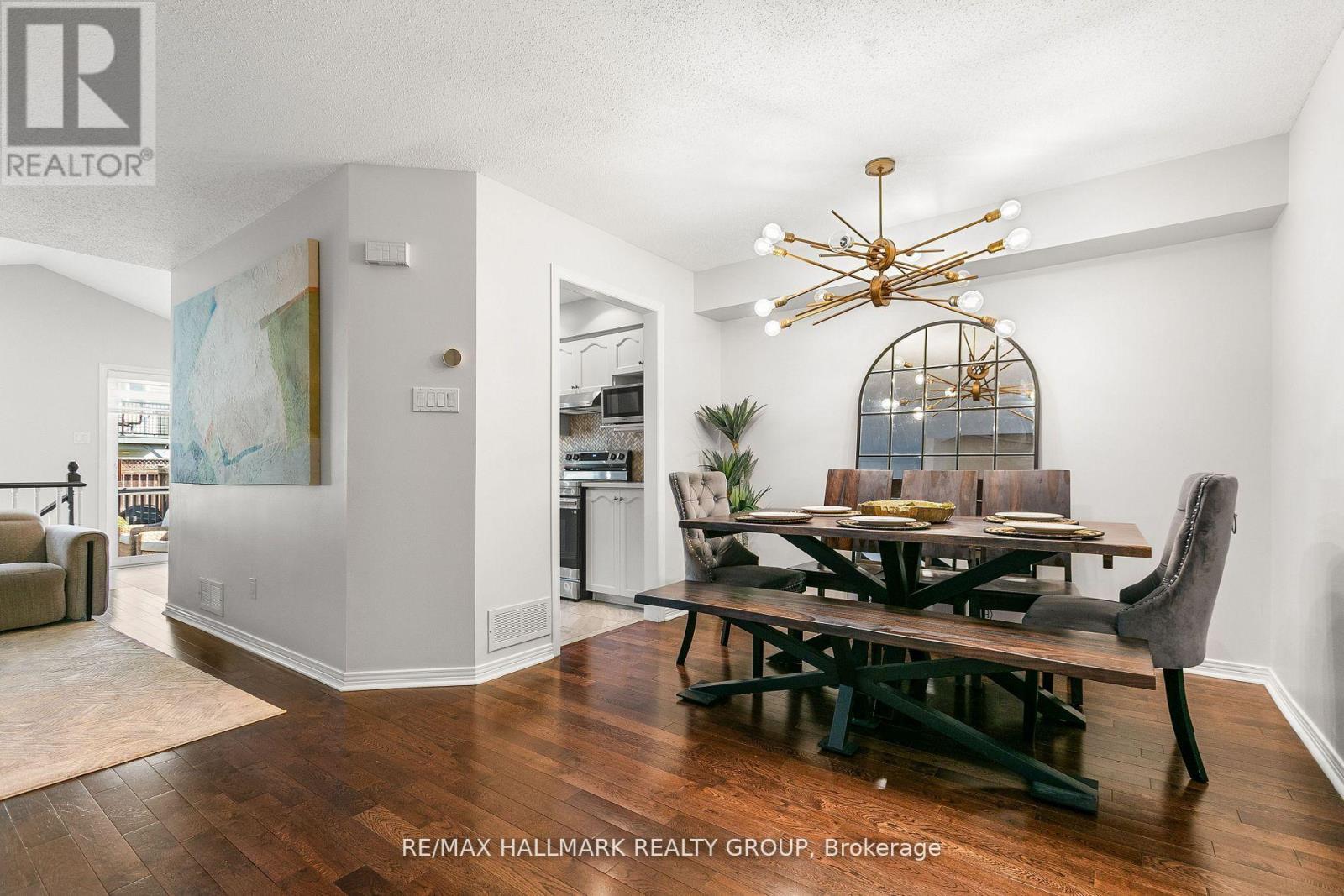 31 Saddlesmith Circle, Ottawa, Ontario  K2M 2Y8 - Photo 7 - X12685714