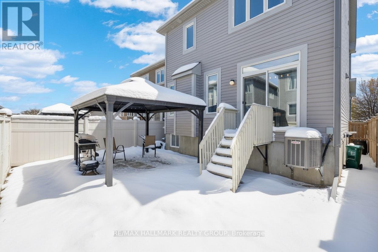 229 Meadowbreeze Drive, Ottawa, Ontario  K2M 3A6 - Photo 46 - X12685742