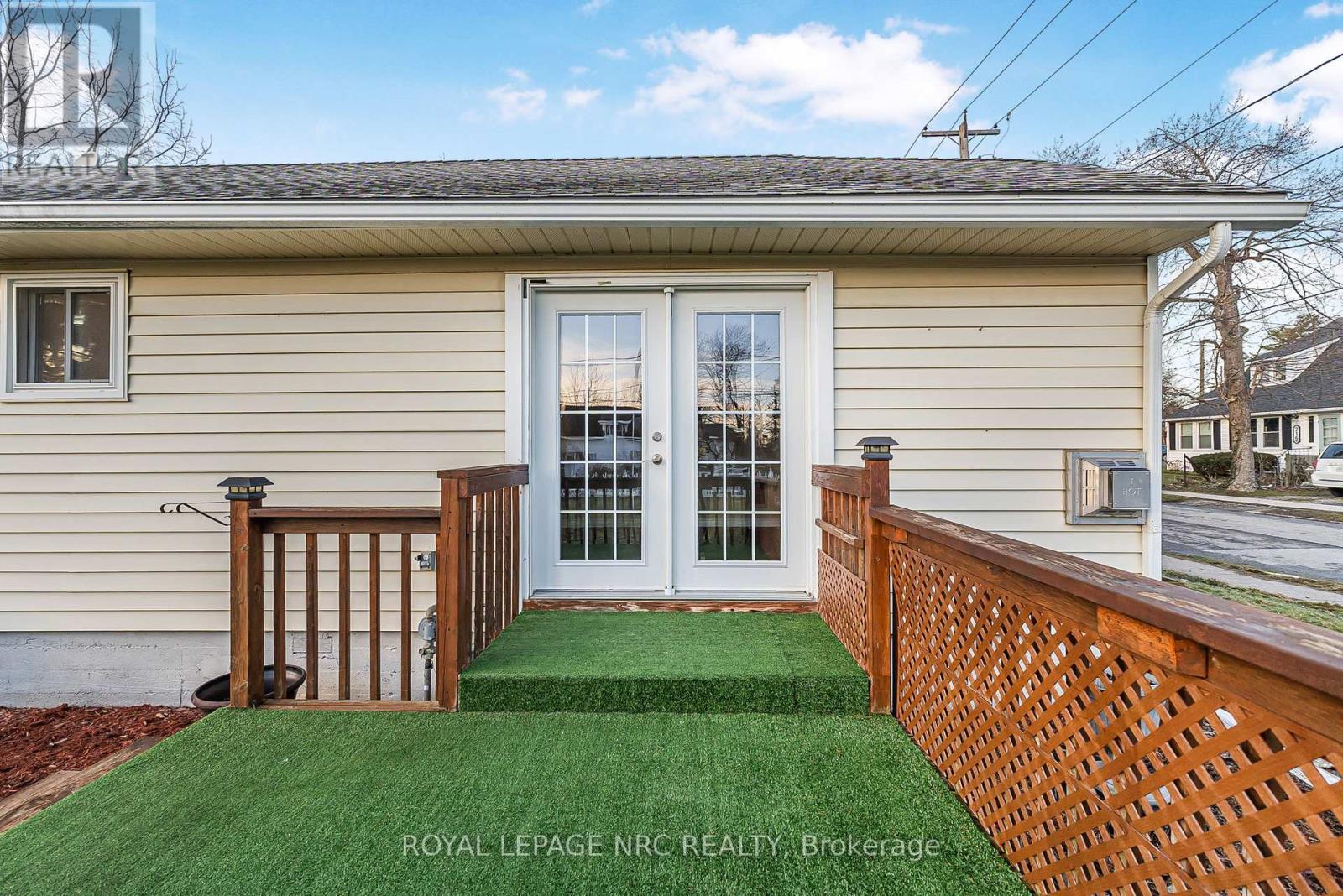 225 Derby Road, Fort Erie, Ontario  L0S 1B0 - Photo 21 - X12685746