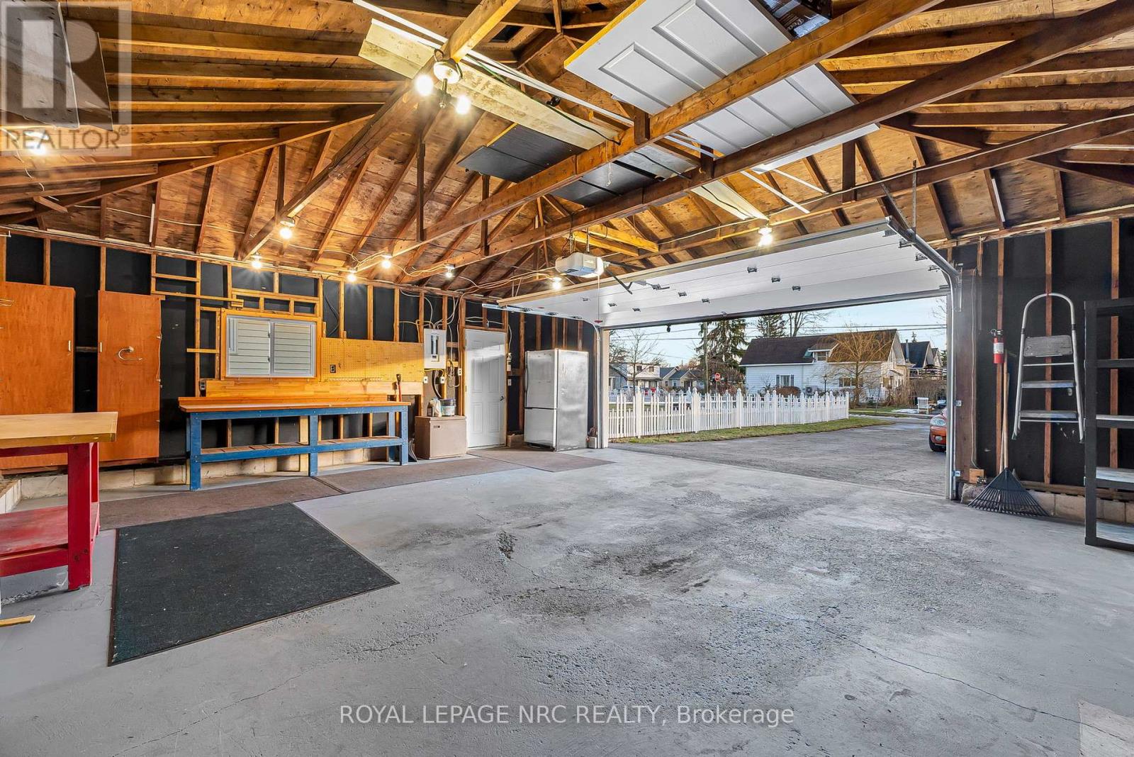 225 Derby Road, Fort Erie, Ontario  L0S 1B0 - Photo 25 - X12685746