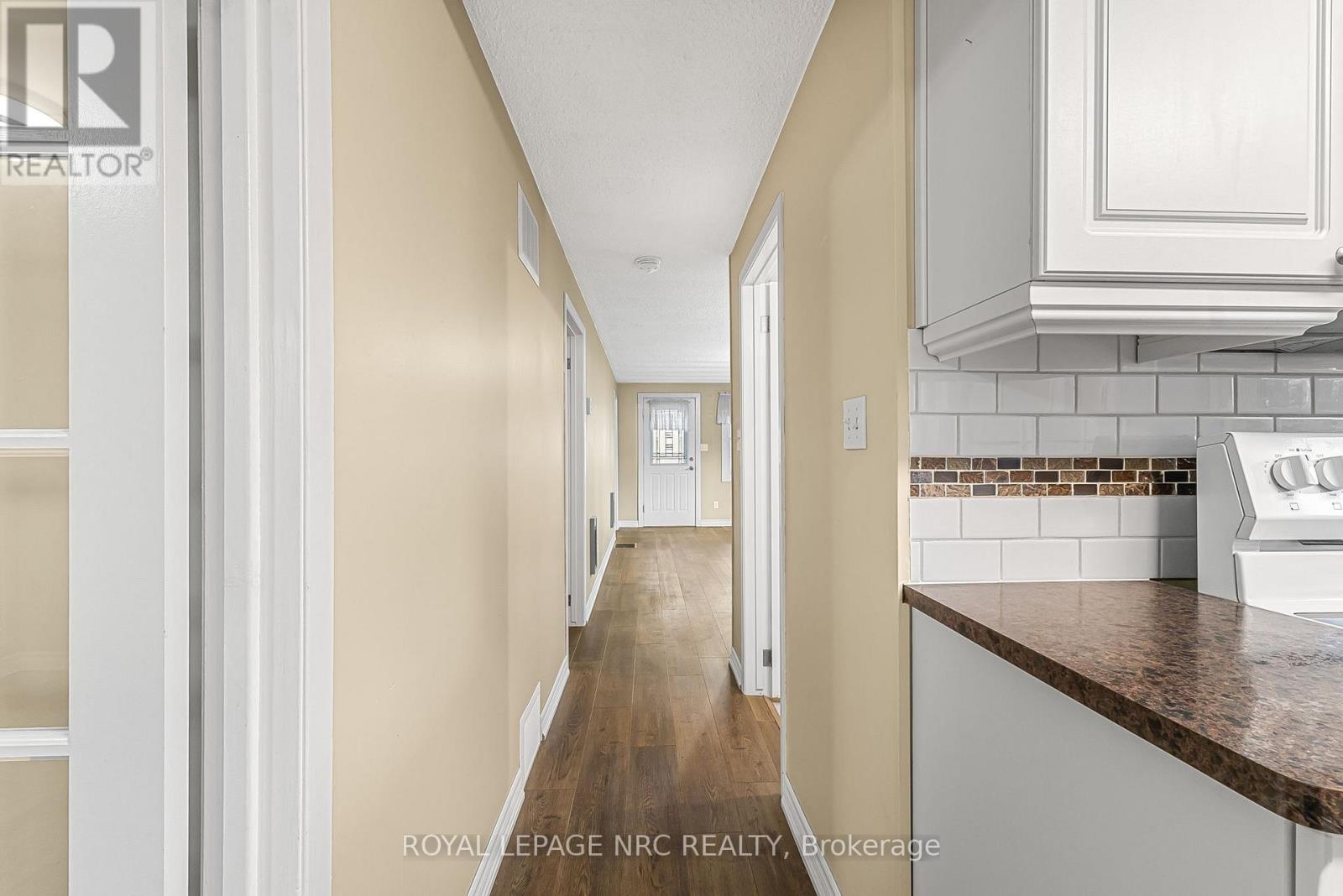 225 Derby Road, Fort Erie, Ontario  L0S 1B0 - Photo 9 - X12685746