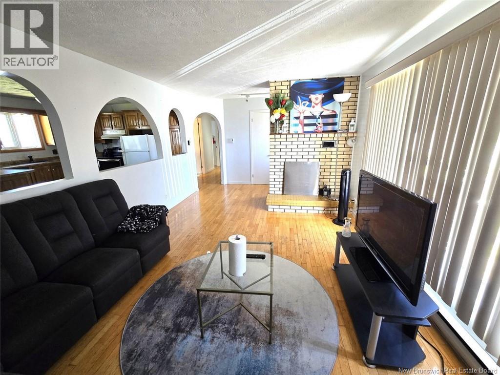 56 32th Avenue, Edmundston, New Brunswick  E3V 2S2 - Photo 12 - NB131962