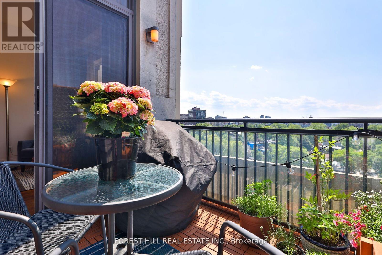 1006 - 99 Avenue Road, Toronto, Ontario  M5R 2G5 - Photo 11 - C12685666