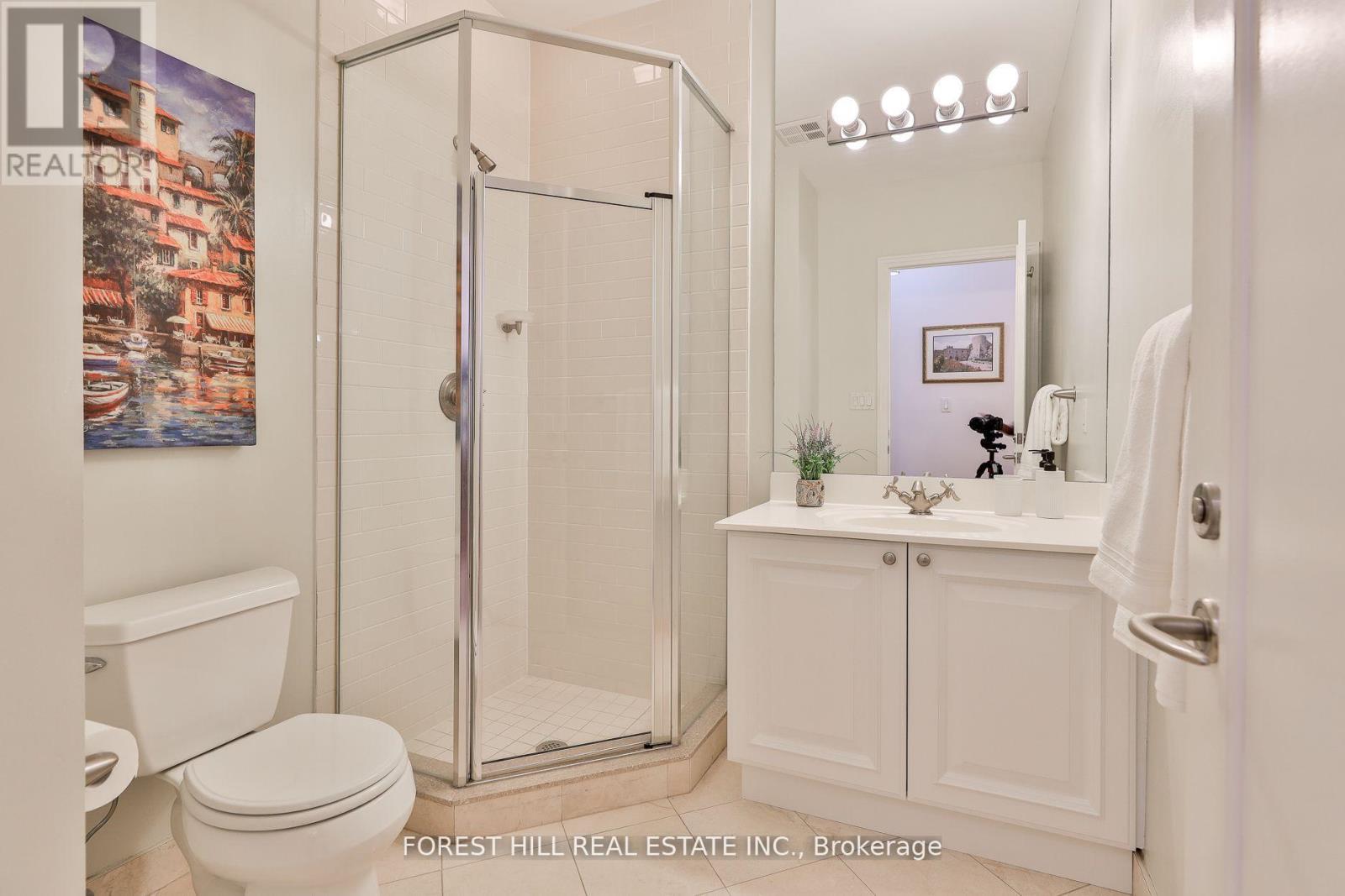 1006 - 99 Avenue Road, Toronto, Ontario  M5R 2G5 - Photo 17 - C12685666