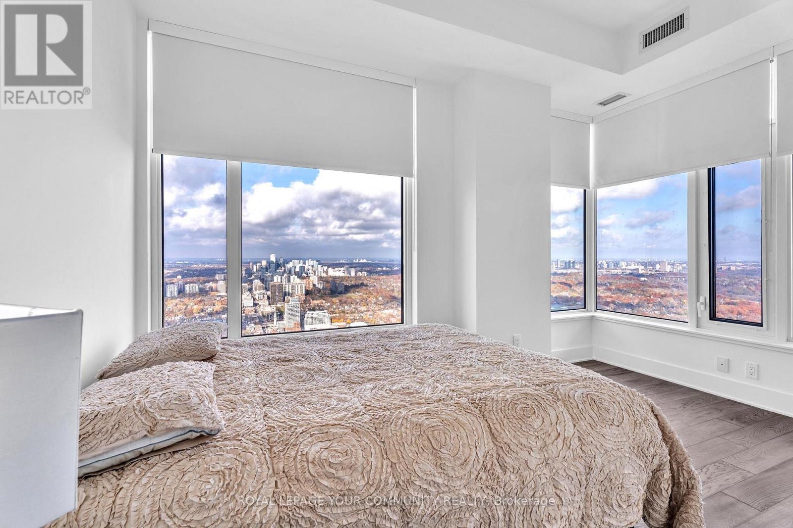 6204 - 11 Yorkville Avenue, Toronto, Ontario  M1W 1L2 - Photo 13 - C12685702