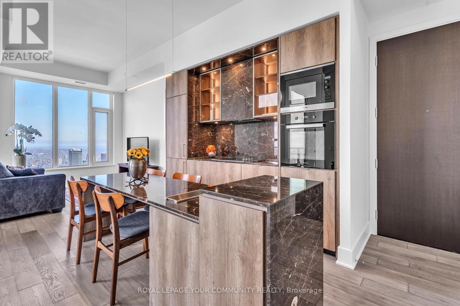 6204 - 11 Yorkville Avenue, Toronto, Ontario  M1W 1L2 - Photo 3 - C12685702