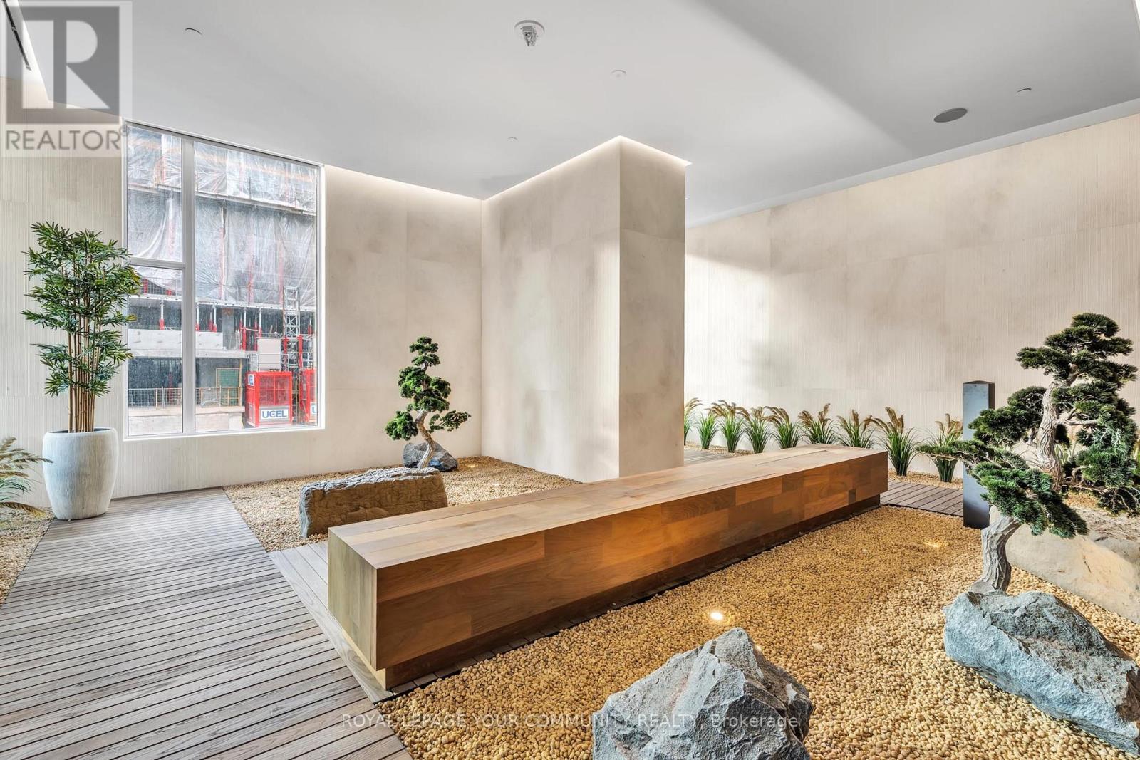 6204 - 11 Yorkville Avenue, Toronto, Ontario  M1W 1L2 - Photo 32 - C12685702