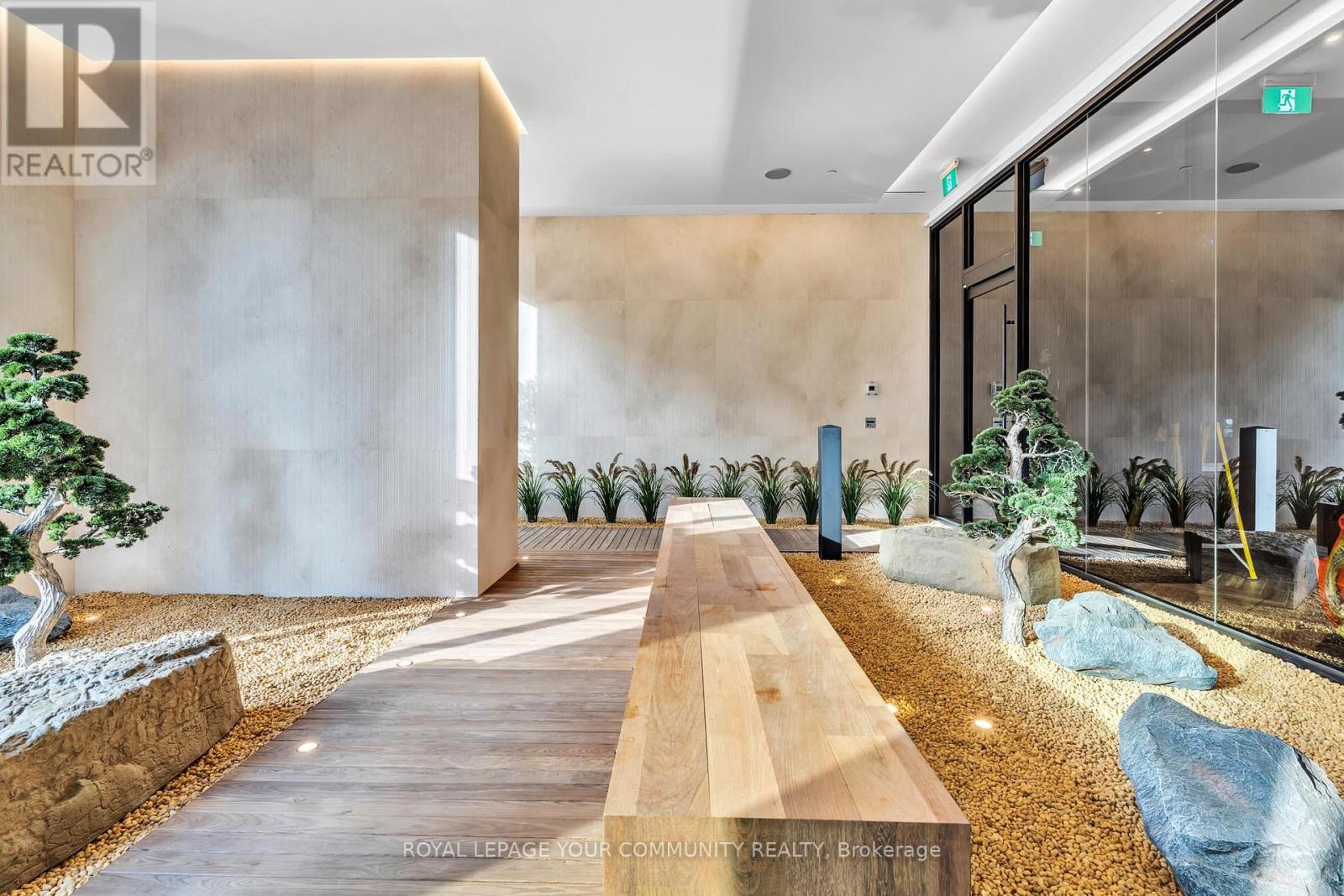 6204 - 11 Yorkville Avenue, Toronto, Ontario  M1W 1L2 - Photo 33 - C12685702