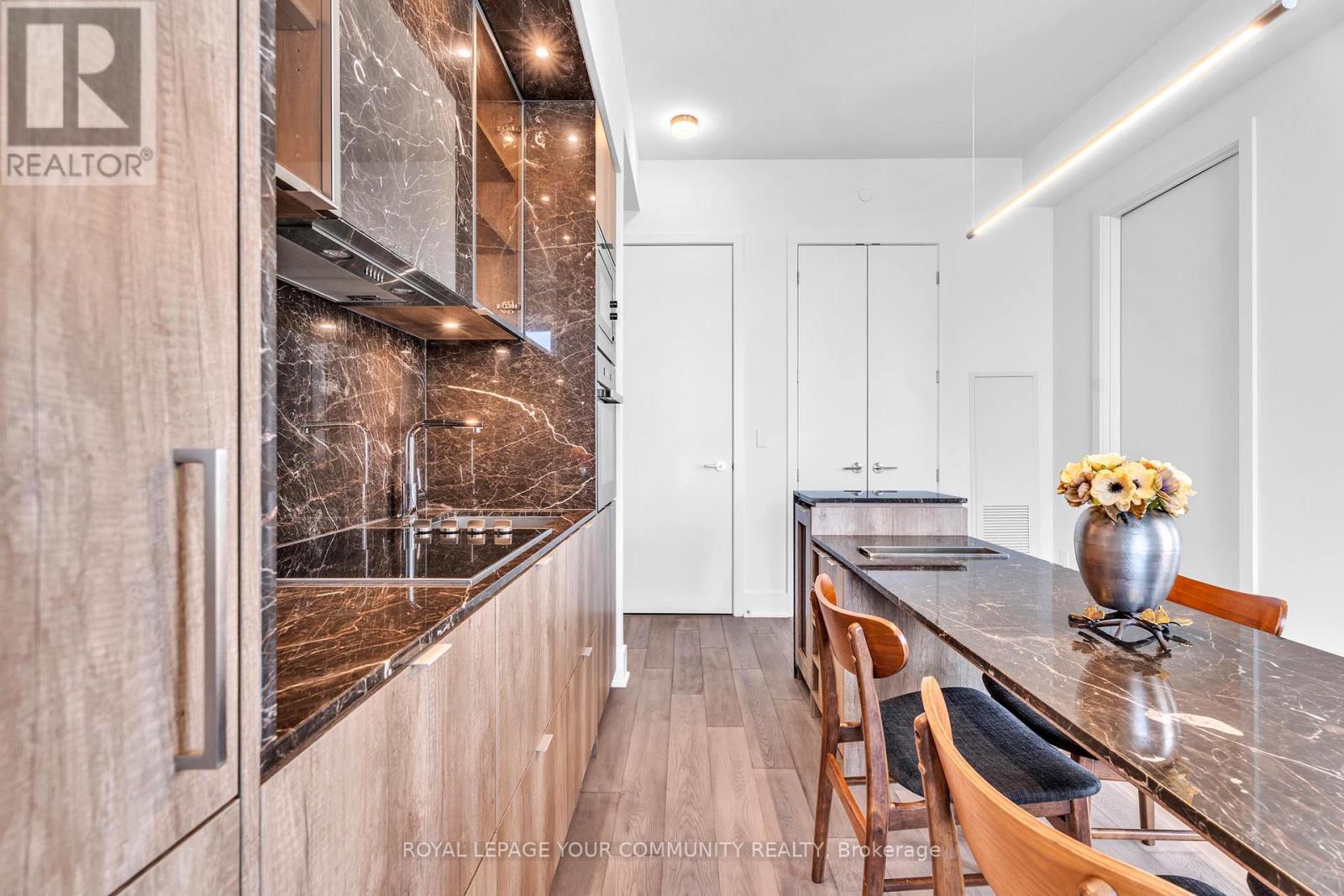 6204 - 11 Yorkville Avenue, Toronto, Ontario  M1W 1L2 - Photo 7 - C12685702