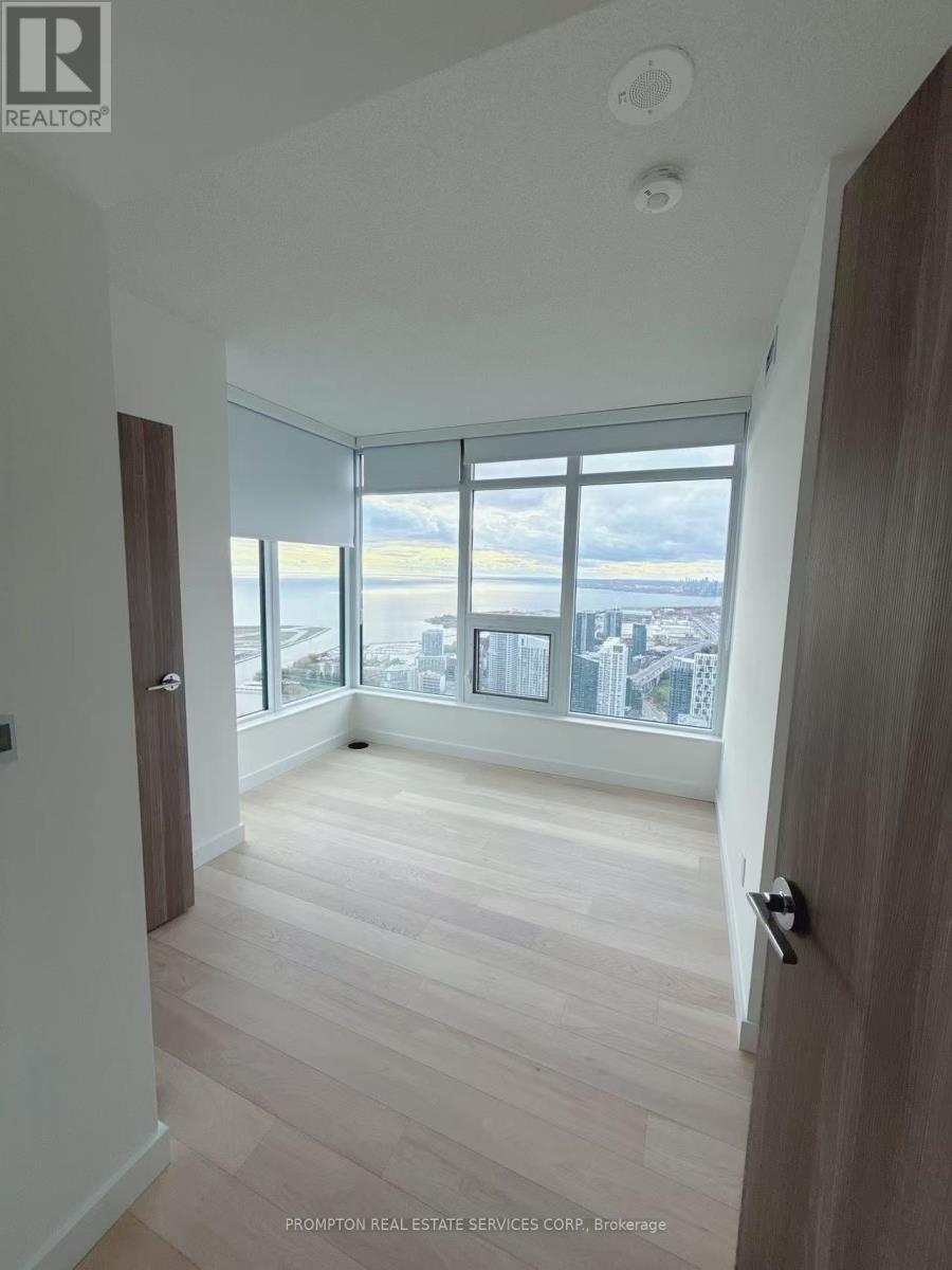 6908 - 3 Concord Cityplace Way, Toronto, Ontario  M5V 0X4 - Photo 23 - C12685712