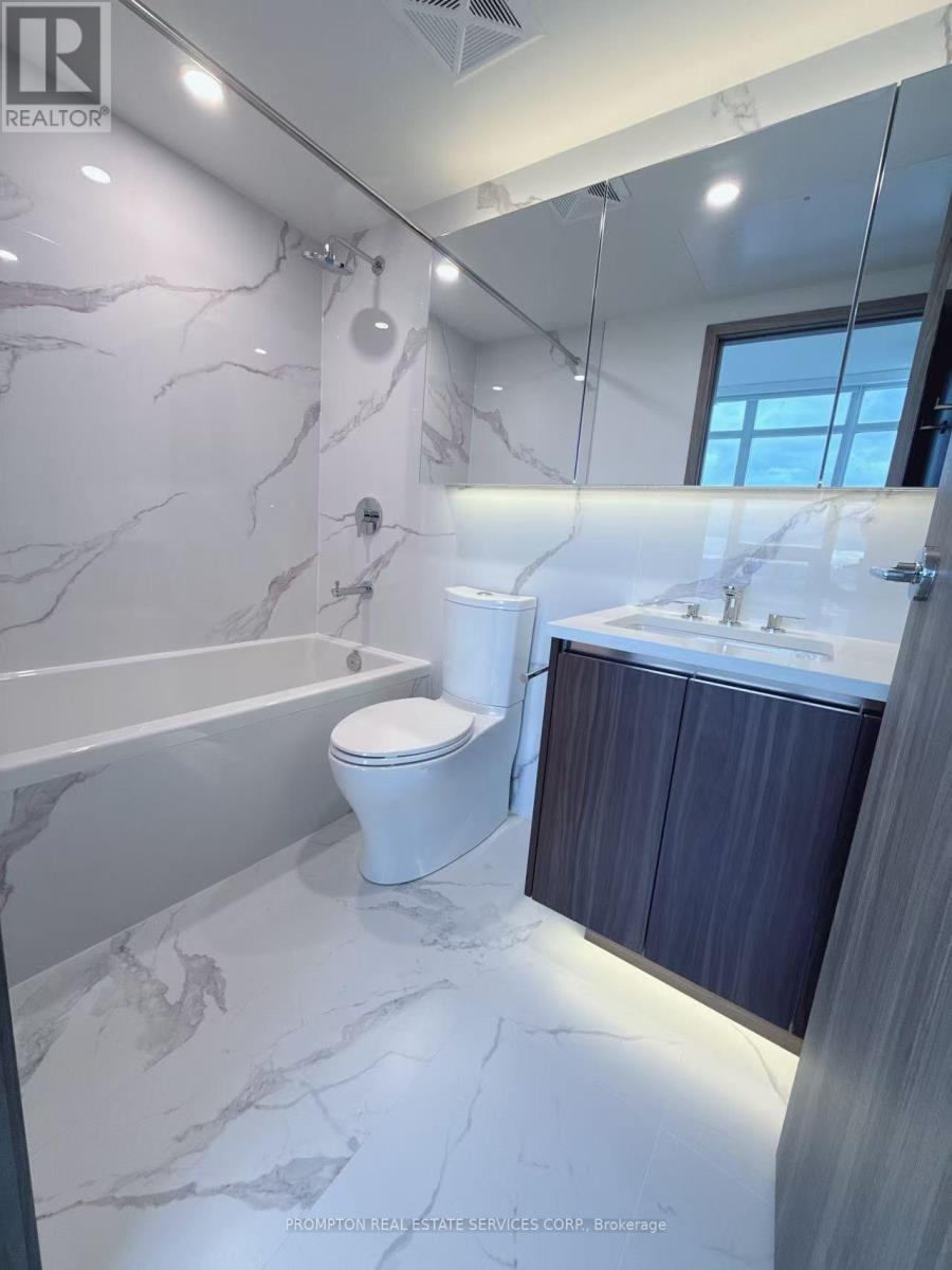 6908 - 3 Concord Cityplace Way, Toronto, Ontario  M5V 0X4 - Photo 25 - C12685712