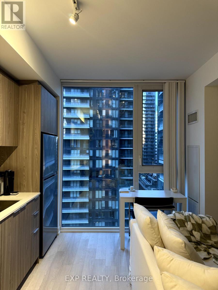 1506 - 357 King Street W, Toronto, Ontario  M5V 1K2 - Photo 3 - C12685748