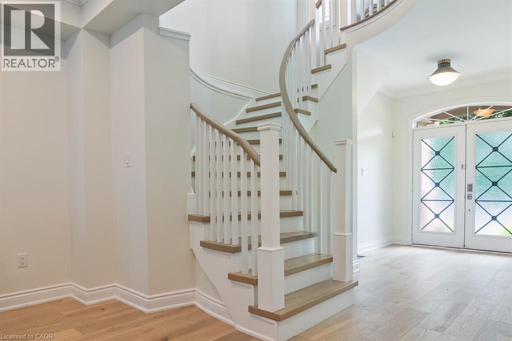 2301 Baronwood Drive, Oakville, Ontario  L6M 4Z6 - Photo 3 - 40797602