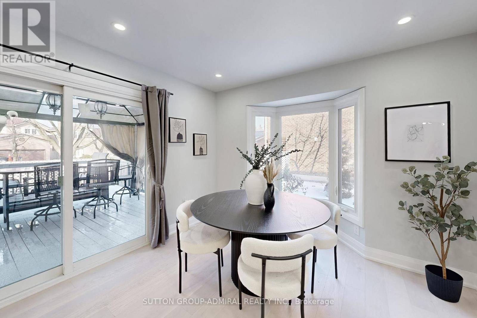 31 Whitney Place, Vaughan, Ontario  L4J 6V9 - Photo 15 - N12685680