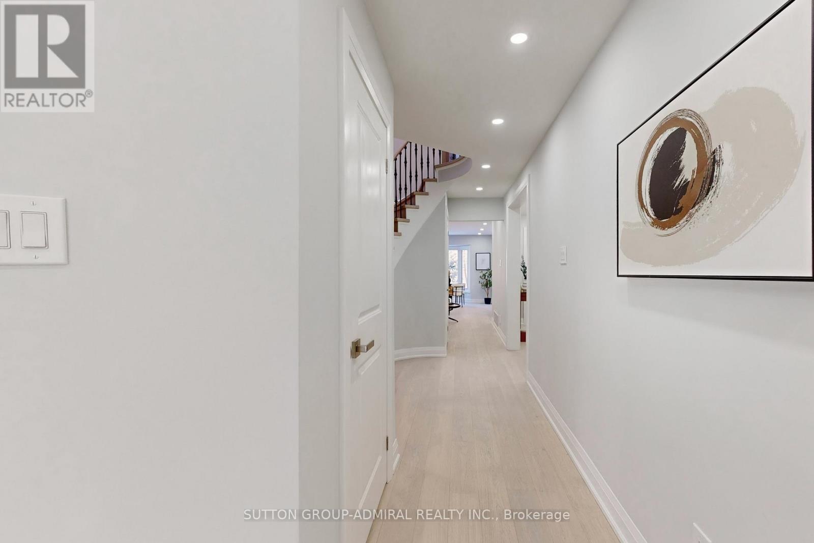 31 Whitney Place, Vaughan, Ontario  L4J 6V9 - Photo 17 - N12685680