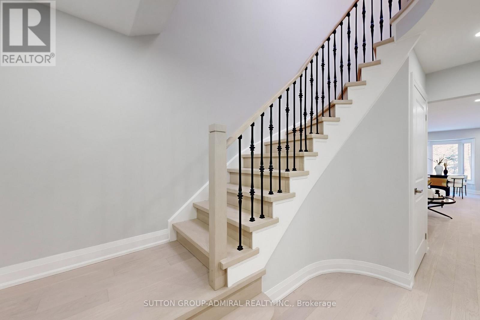 31 Whitney Place, Vaughan, Ontario  L4J 6V9 - Photo 18 - N12685680