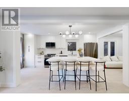 31 WHITNEY PLACE, Vaughan, Ontario