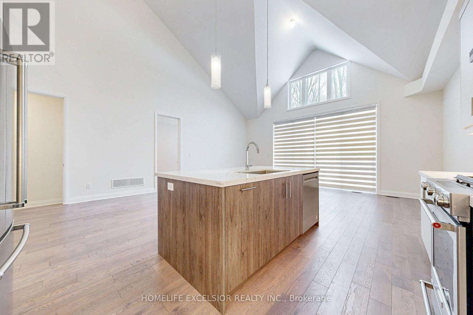 3 Vern Robertson Gate, Uxbridge, Ontario  L9P 0R9 - Photo 20 - N12685682