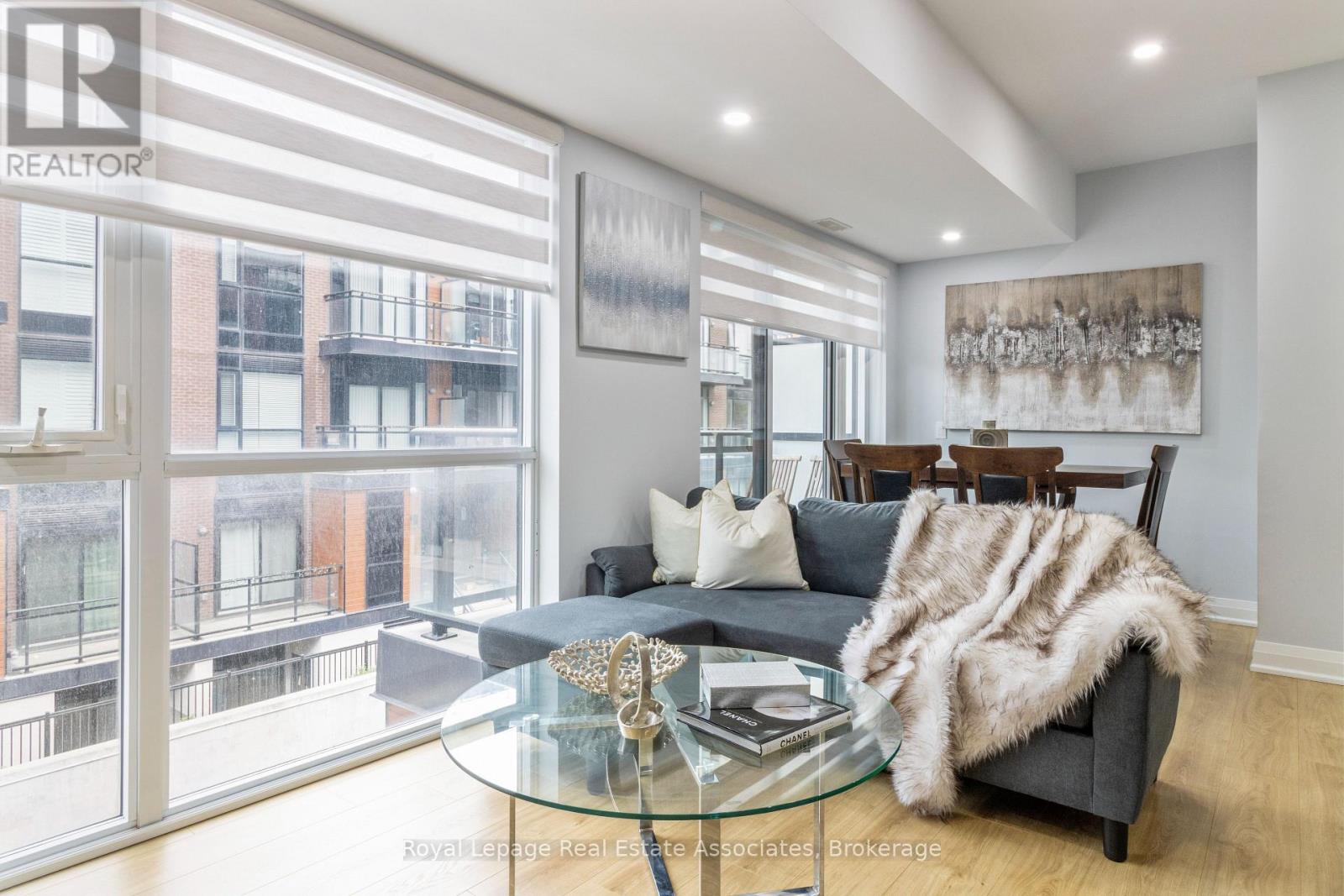 D203 - 5289 Highway 7, Vaughan, Ontario L4L 0J1 - Photo 5 - N12685708