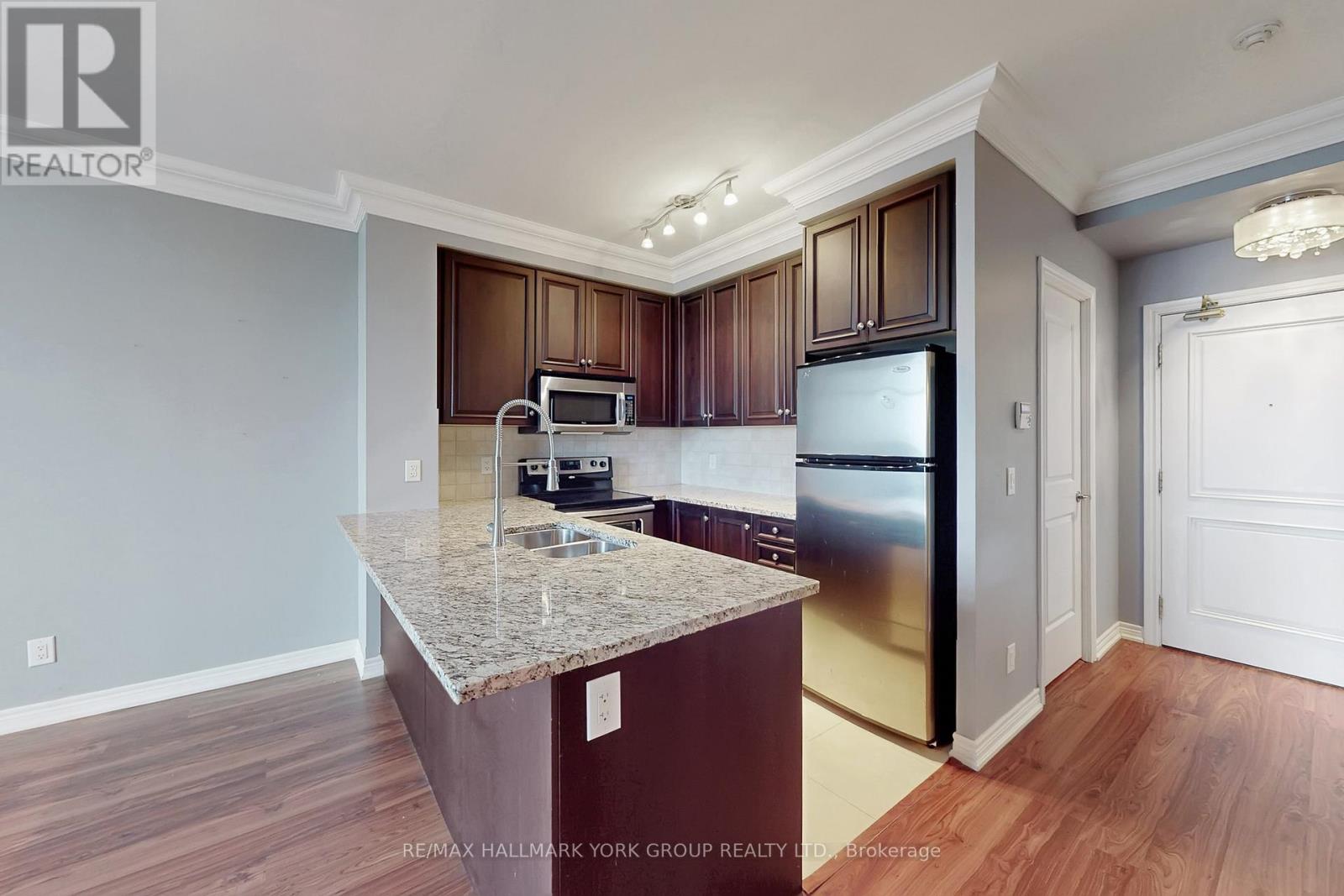 1601 - 9245 Jane Street, Vaughan, Ontario  L6A 0J9 - Photo 9 - N12685754