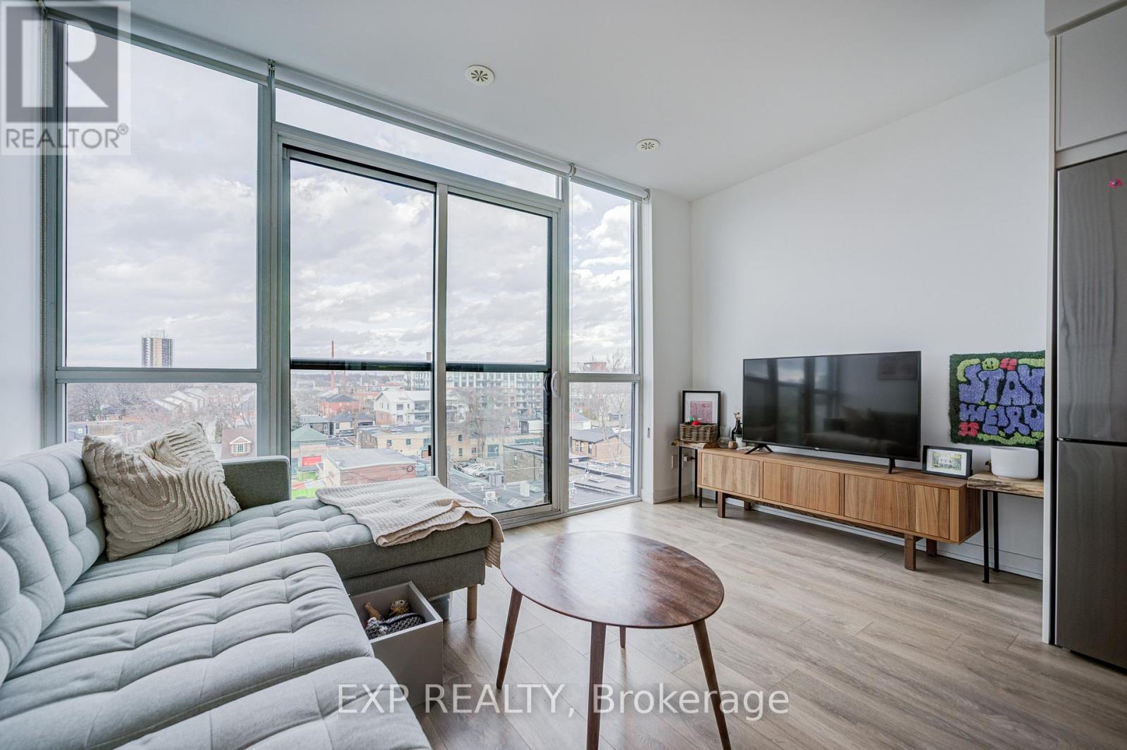 604 - 899 Queen Street E, Toronto, Ontario  M4M 0C8 - Photo 7 - E12679932