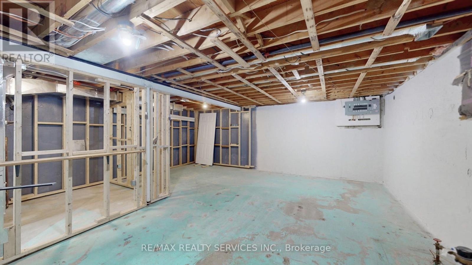 87 Huntingwood Crescent, Brampton, Ontario  L6S 1S5 - Photo 19 - W12685704