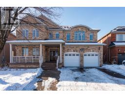 52 MOUNT ROYAL CIRCLE, Brampton, Ontario