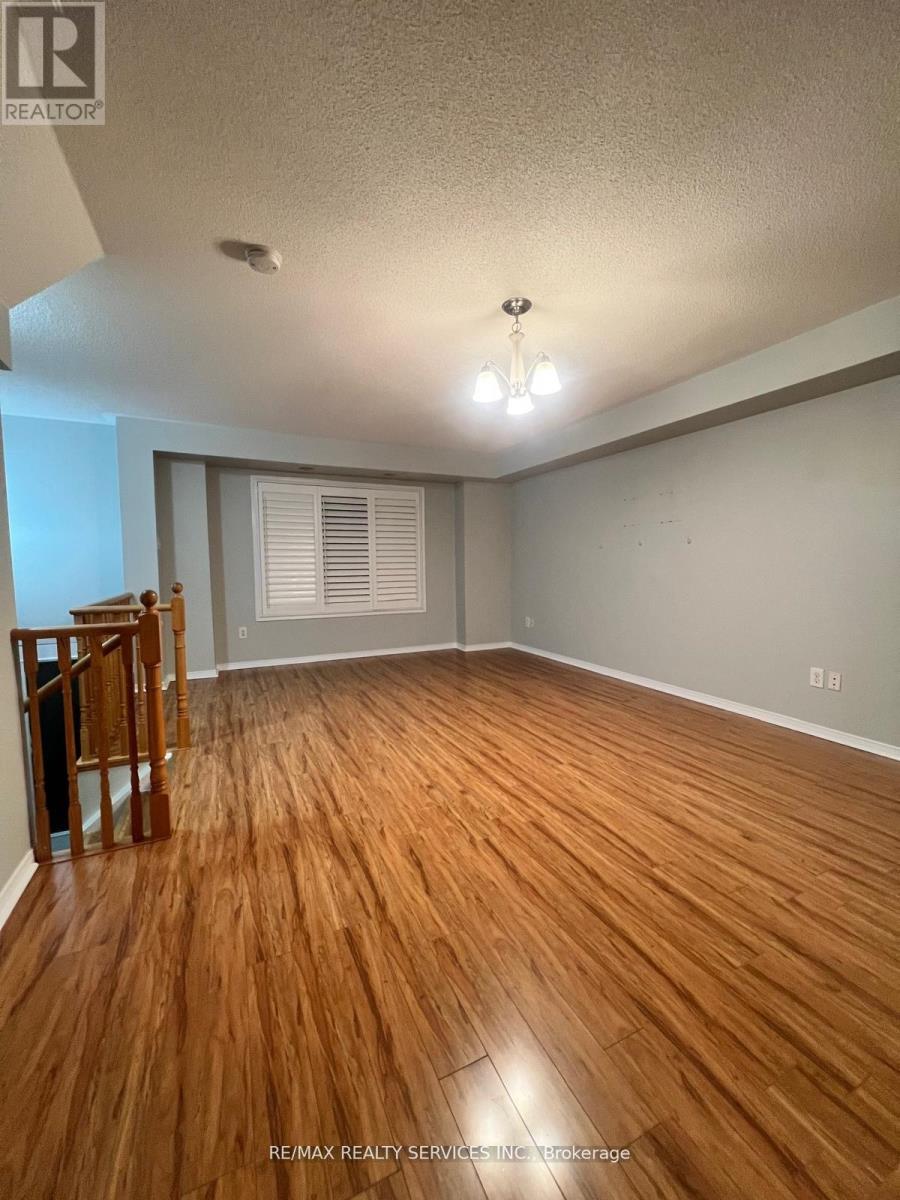 97 - 60 Fairwood Circle, Brampton, Ontario  L6R 0Y6 - Photo 6 - W12685766