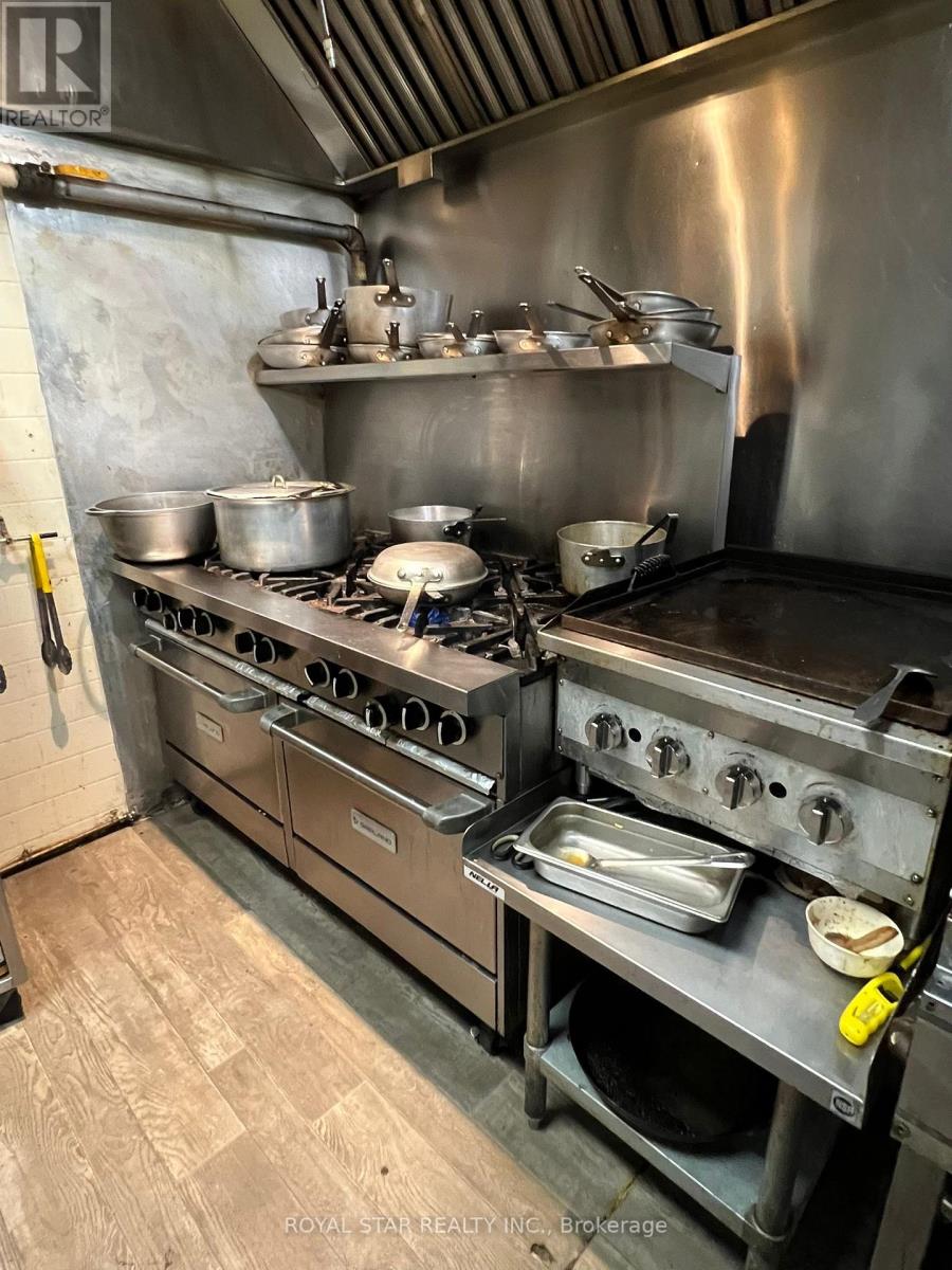 6&7 - 9300 Keele Street, Vaughan, Ontario  L6A 1P4 - Photo 25 - N12684662