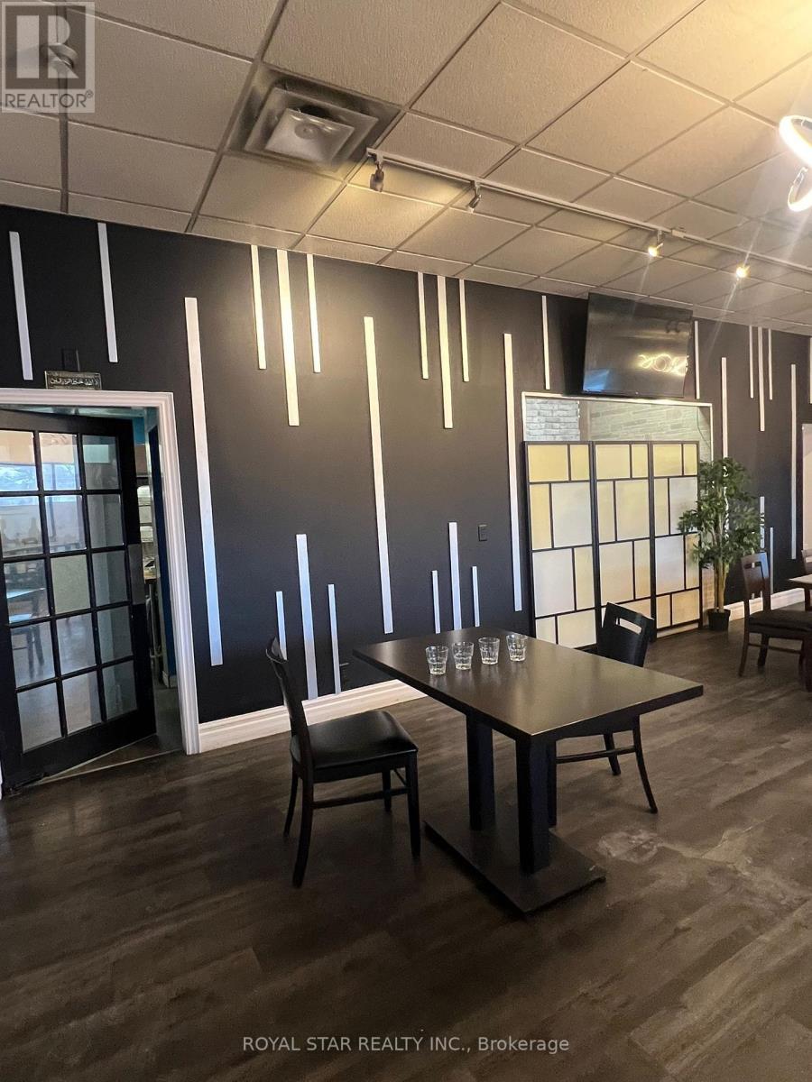 6&7 - 9300 Keele Street, Vaughan, Ontario  L6A 1P4 - Photo 14 - N12684662