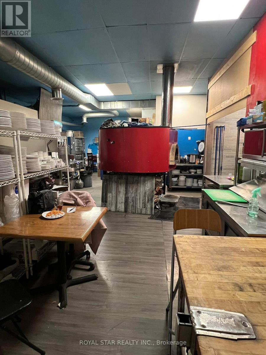 6&7 - 9300 Keele Street, Vaughan, Ontario  L6A 1P4 - Photo 12 - N12684662