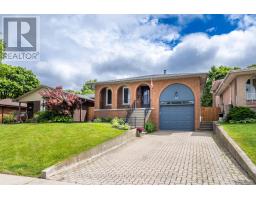 63 LIONSGATE AVENUE, Hamilton, Ontario