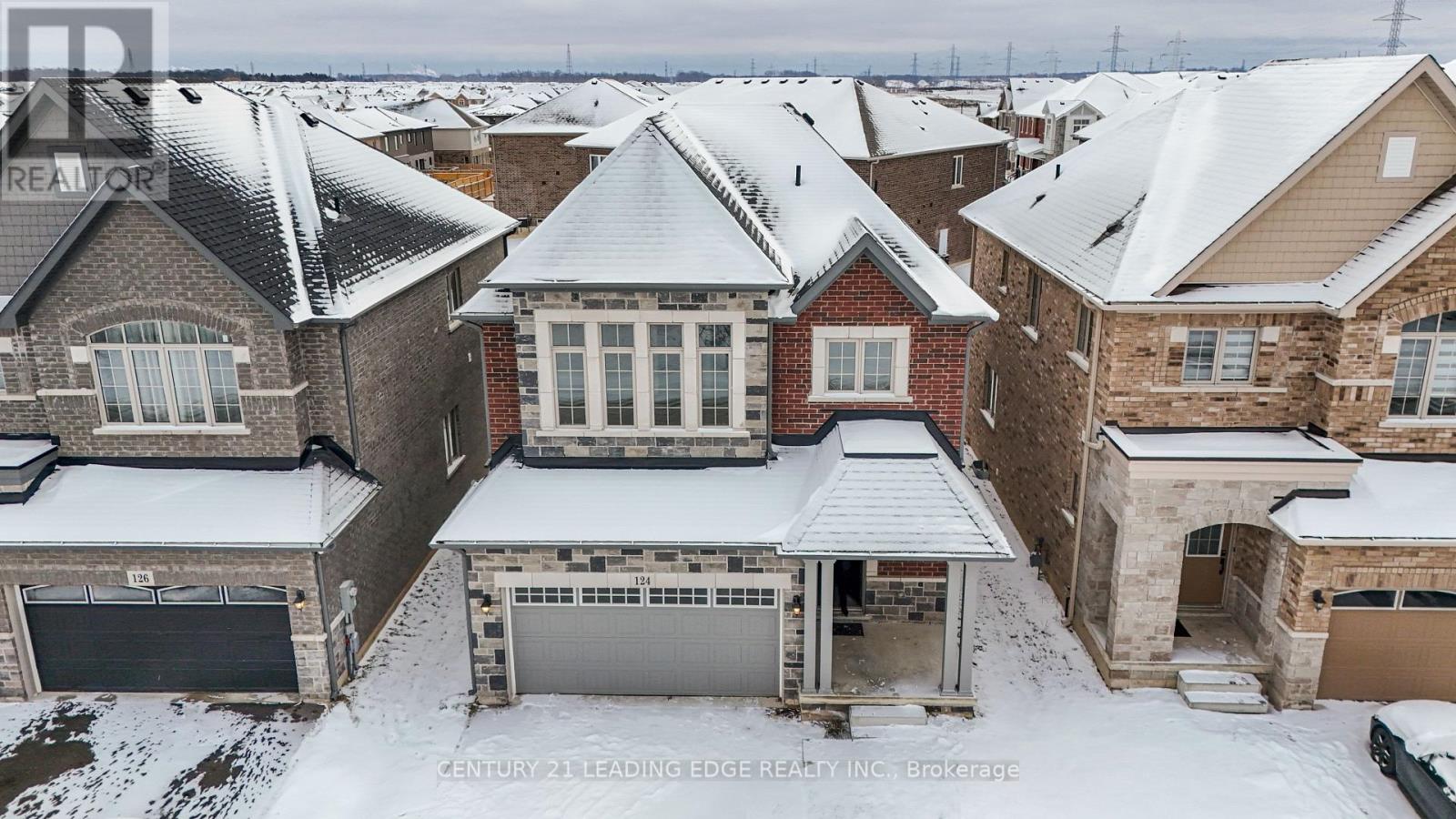 124 Sunset Way, Thorold, Ontario  L0S 1A0 - Photo 3 - X12568478