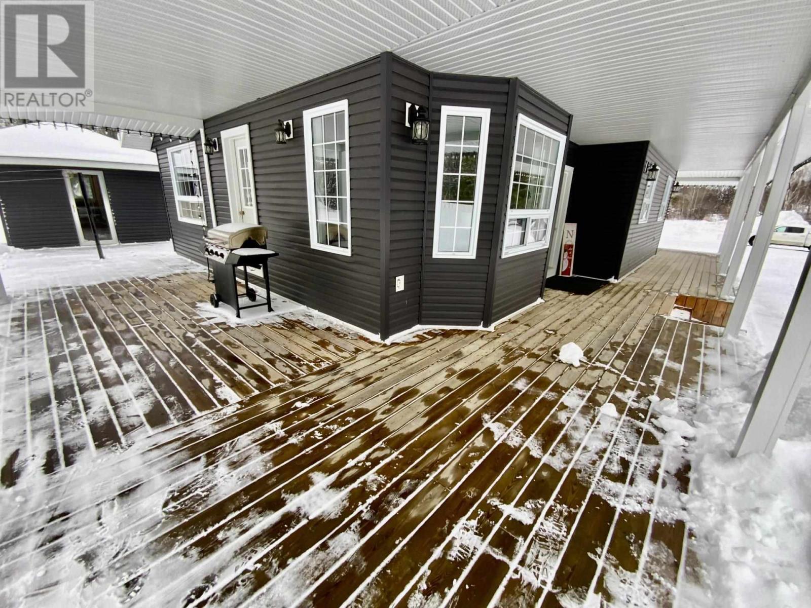 591 Highway 552 E, Goulais River, Ontario  P0S 1E0 - Photo 4 - SM260065