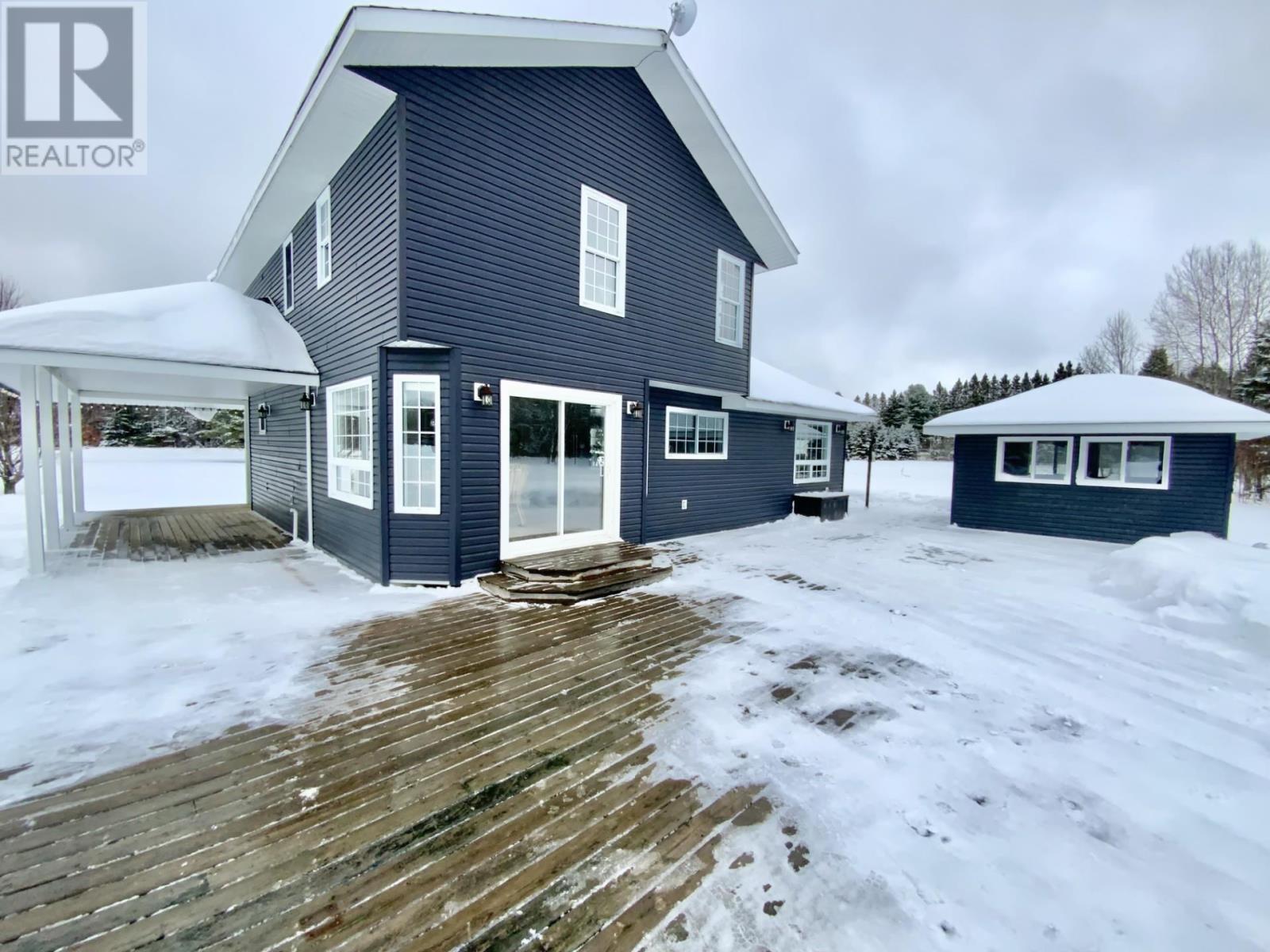 591 Highway 552 E, Goulais River, Ontario  P0S 1E0 - Photo 5 - SM260065