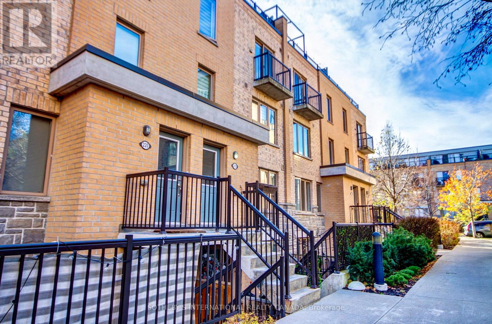 219 - 7 Foundry Avenue, Toronto, Ontario  M6H 0B7 - Photo 5 - W12579280