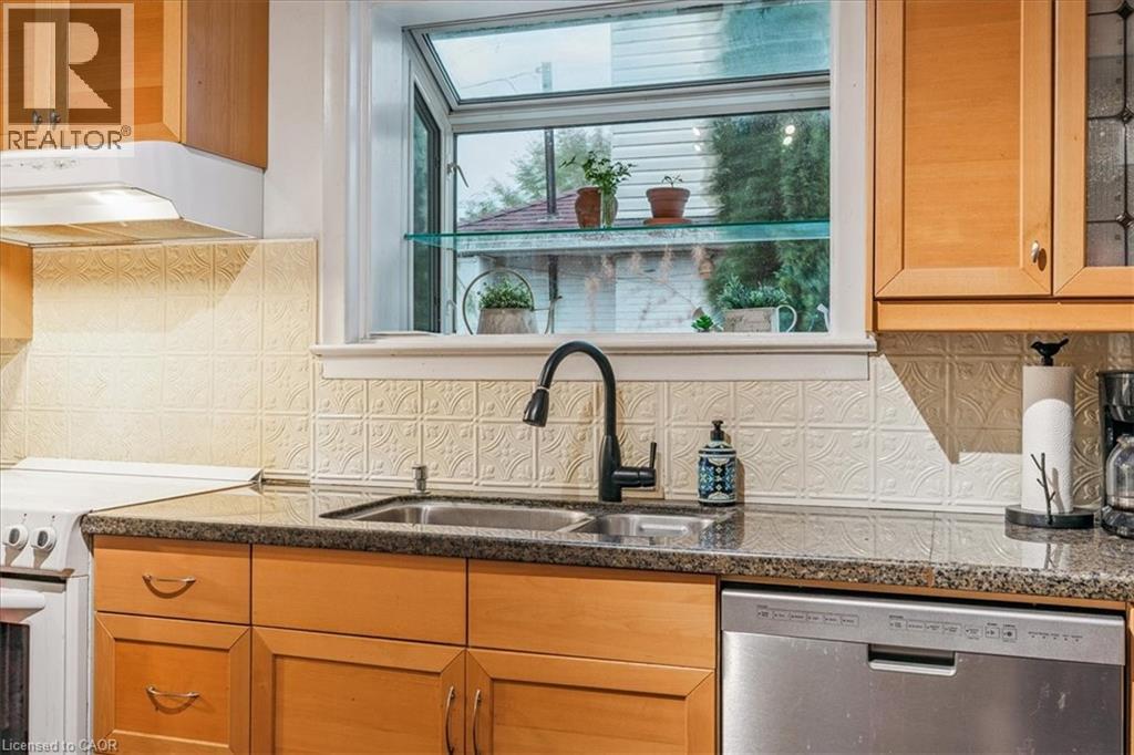 402 Willis Drive, Oakville, Ontario  L6L 4V3 - Photo 19 - 40790697