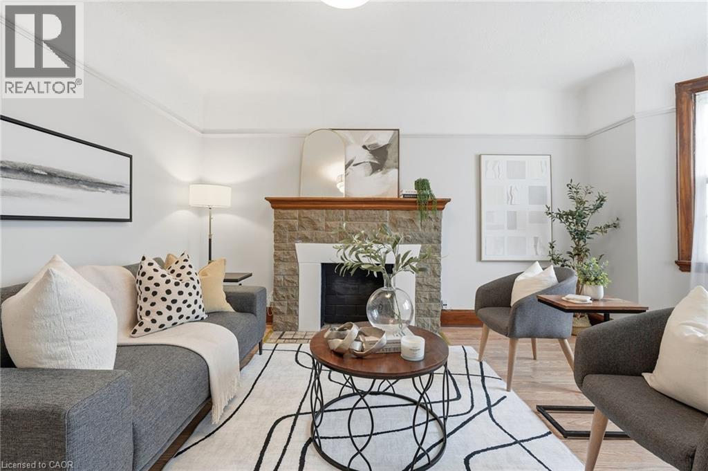 48 Weir Street N, Hamilton, Ontario  L8H 5E6 - Photo 3 - 40794034