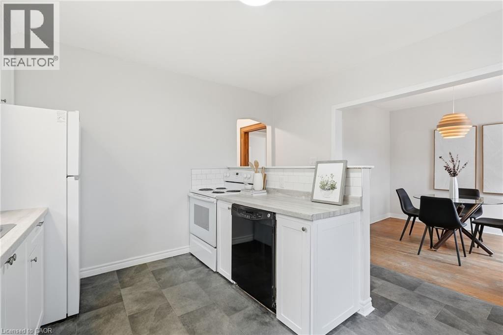 48 Weir Street N, Hamilton, Ontario  L8H 5E6 - Photo 11 - 40794034