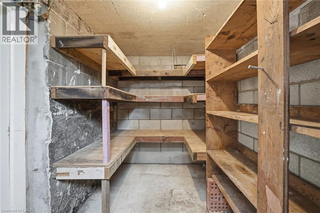 48 Weir Street N, Hamilton, Ontario  L8H 5E6 - Photo 35 - 40794034