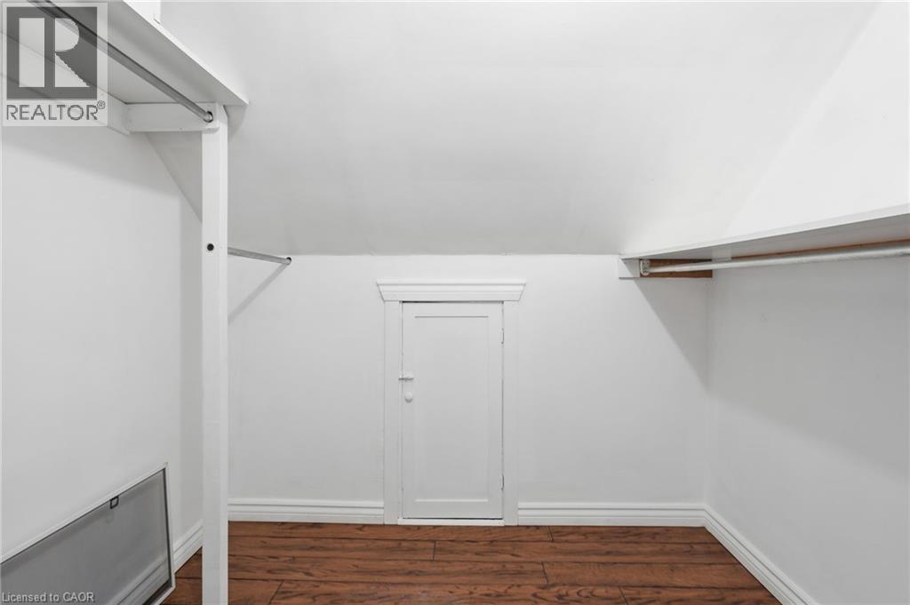 48 Weir Street N, Hamilton, Ontario  L8H 5E6 - Photo 23 - 40794034