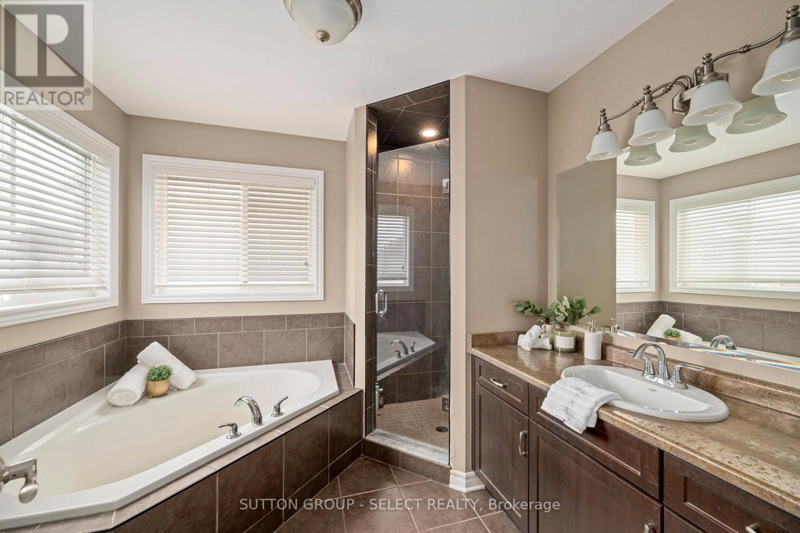 692 Killarney Road, London North, Ontario  N5X 0C8 - Photo 30 - X12685896