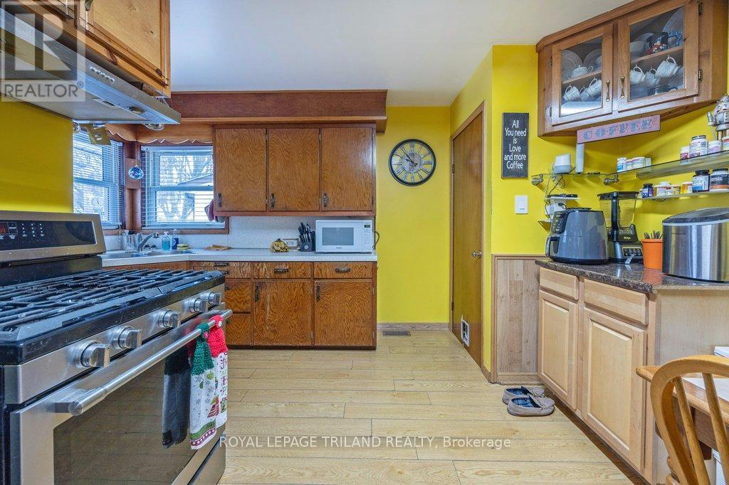 8 Weldon Avenue, St. Thomas, Ontario  N5P 1J6 - Photo 14 - X12685902