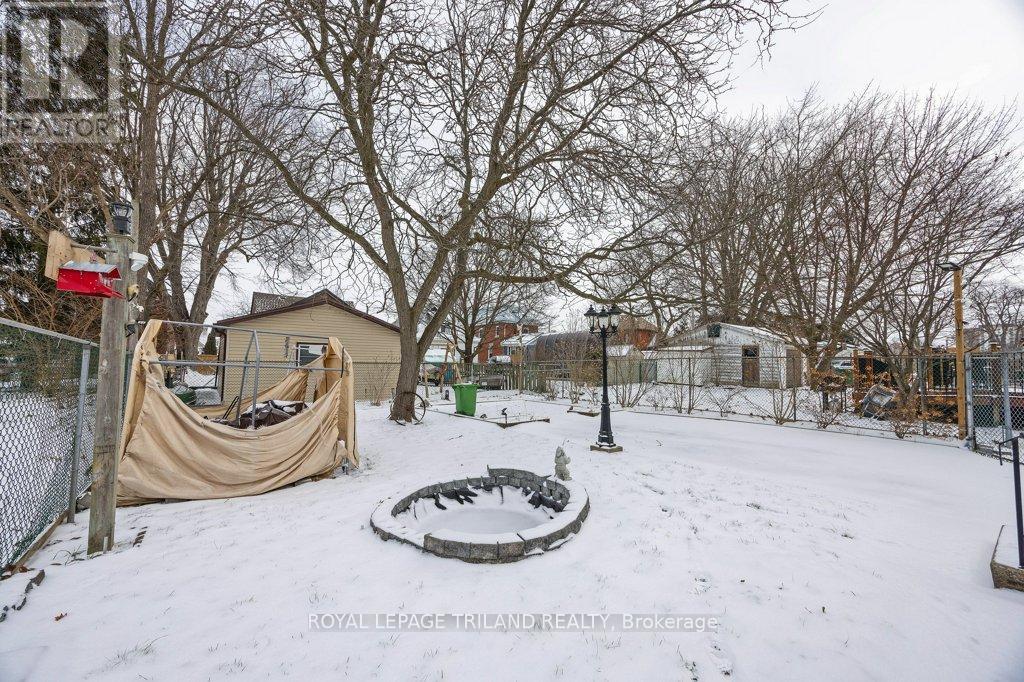 8 Weldon Avenue, St. Thomas, Ontario  N5P 1J6 - Photo 22 - X12685902