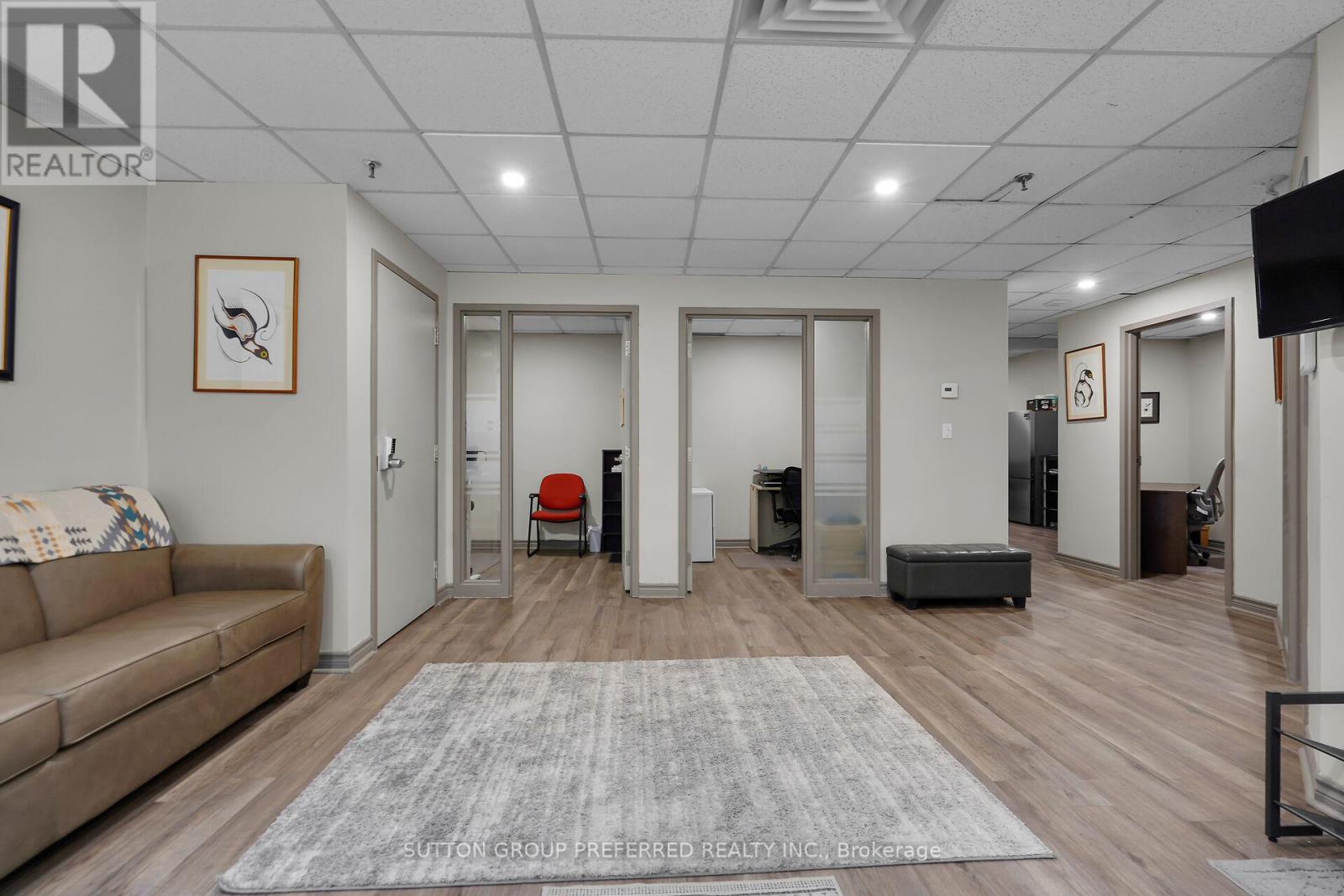 118-119 - 379 Dundas Street, London East, Ontario  N6B 1V5 - Photo 5 - X12685924