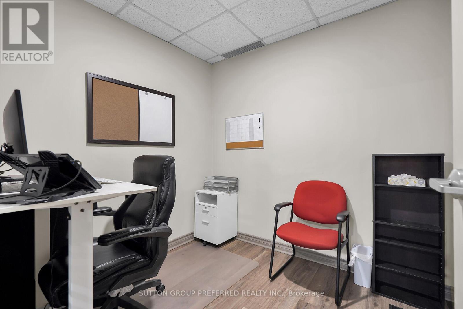 118-119 - 379 Dundas Street, London East, Ontario  N6B 1V5 - Photo 6 - X12685924